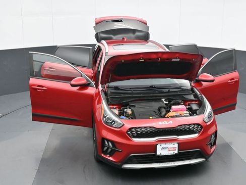 Used 2022 Kia Niro LXS FWD image 34