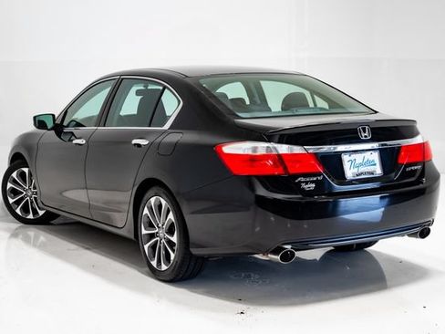 Used 2015 Honda Accord Sport image 28