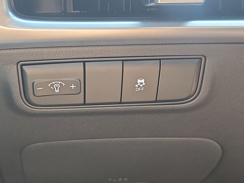 Certified 2025 Hyundai Tucson SE FWD image 25