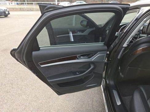 Used 2012 Audi A8 4.2 image 29