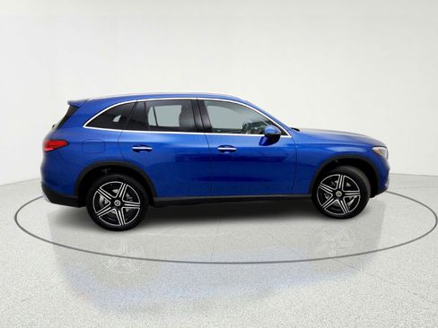New 2026 Mercedes-Benz GLC 300 image 7