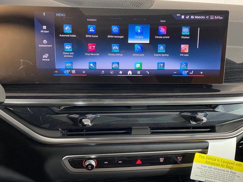 Used 2026 BMW X5 xDrive50e w/ M Sport Package image 23