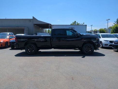 New 2026 RAM 3500 Laramie AWD/4WD image 8