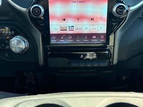 Used 2025 RAM 1500 Laramie image 23