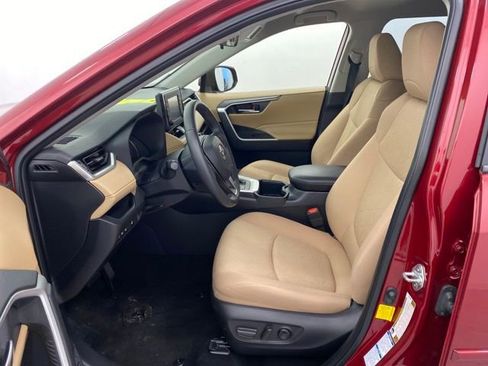 Certified 2022 Toyota RAV4 XLE image 11