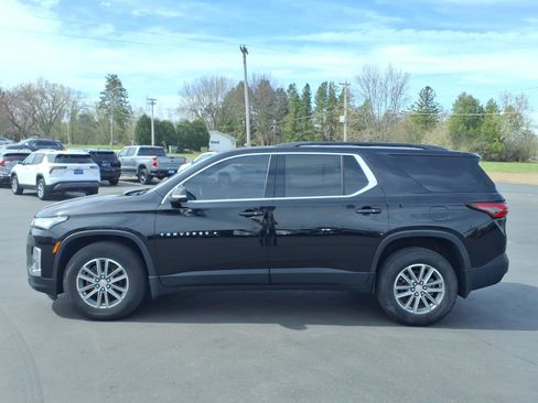 Used 2023 Chevrolet Traverse LT w/ LPO, Floor Liner Package AWD/4WD image 2