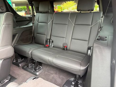 Used 2024 Cadillac Escalade Sport w/ Touring Package AWD/4WD image 29