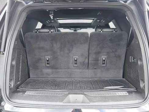 Used 2021 Chevrolet Tahoe Z71 w/ Luxury Package image 6