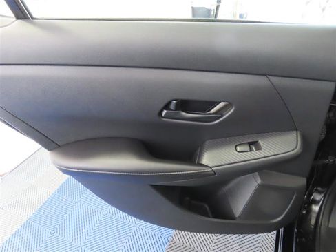 Used 2024 Nissan Sentra SV image 30