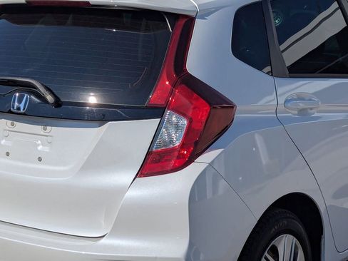Used 2020 Honda Fit LX image 7