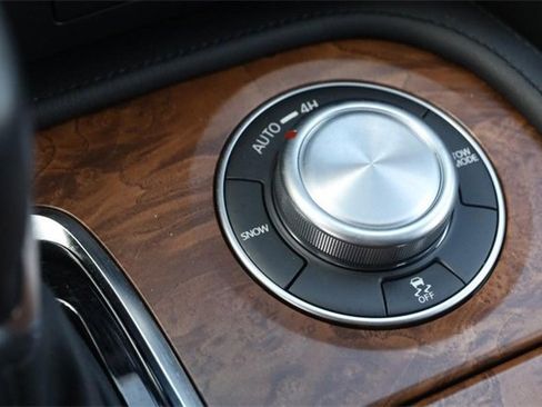 Certified 2024 Nissan Armada SL w/ Captain's Chairs Package image 22