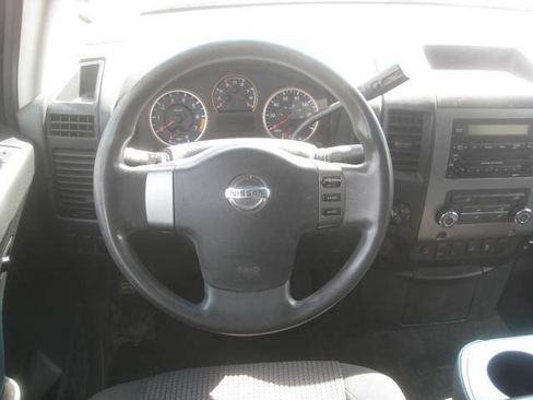 Used 2012 Nissan Titan SV AWD/4WD image 15