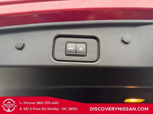 Certified 2023 Nissan Pathfinder Platinum AWD/4WD image 40