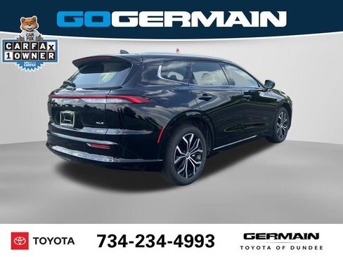 Used 2025 Toyota Crown Signia AWD/4WD image 7