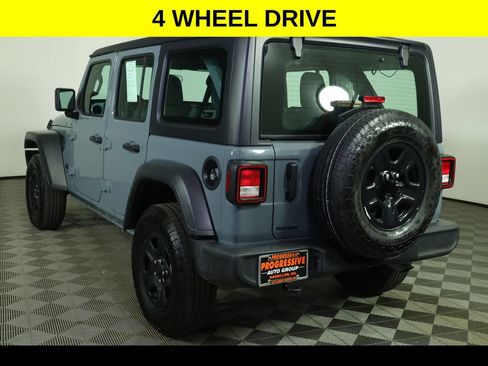 Used 2025 Jeep Wrangler Unlimited Sport AWD/4WD image 5