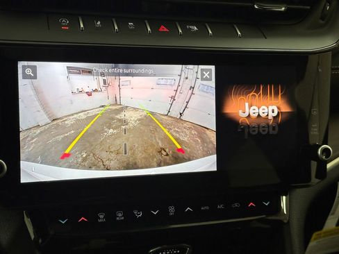 New 2026 Jeep Grand Cherokee Altitude AWD/4WD image 43