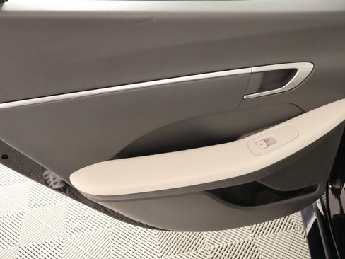 Used 2025 Hyundai Sonata SEL image 16