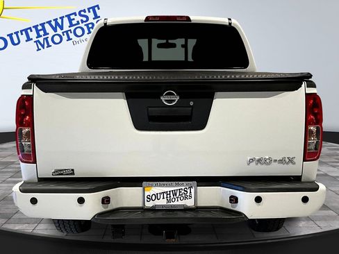 Used 2019 Nissan Frontier PRO-4X image 5