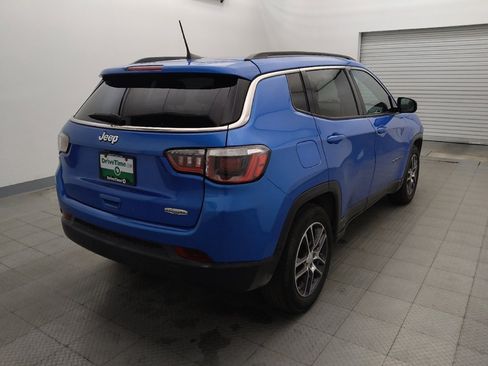Used 2019 Jeep Compass Latitude FWD image 9