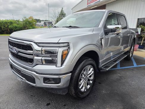 Used 2025 Ford F150 Lariat w/ Equipment Group 502A High AWD/4WD image 3