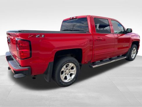 Used 2018 Chevrolet Silverado 1500 LT w/ All Star Edition AWD/4WD image 5