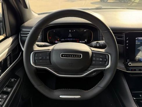 Used 2024 Jeep Wagoneer L Series II w/ Flexible Seating Group image 14