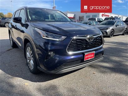New 2025 Toyota Highlander Platinum