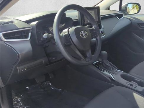 Certified 2025 Toyota Corolla LE image 9