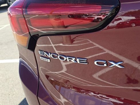 Used 2023 Buick Encore GX Preferred w/ Cold Weather Comfort Package AWD/4WD image 4