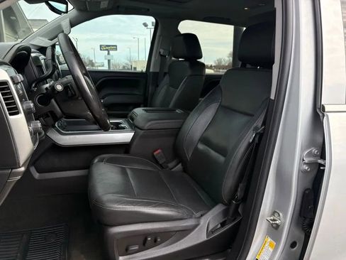 Used 2018 Chevrolet Silverado 1500 LTZ Z71 w/ LPO, Black Pack AWD/4WD image 16