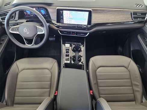 New 2026 Volkswagen Atlas SEL image 18