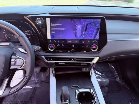 Used 2025 Lexus RX 350 Premium Plus w/ Convenience Package image 28