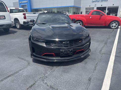 Used 2023 Chevrolet Camaro LT w/ Redline Edition RWD image 6