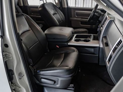 Used 2016 RAM 1500 Lone Star image 31