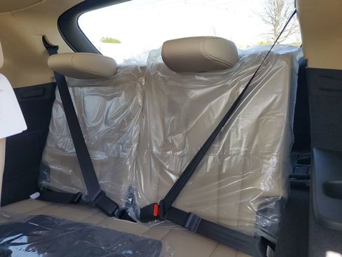 New 2026 Acura MDX SH-AWD image 15