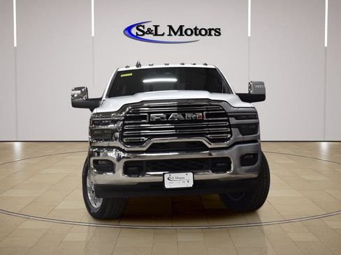 New 2026 RAM 2500 Laramie w/ Towing Technology Group AWD/4WD image 2