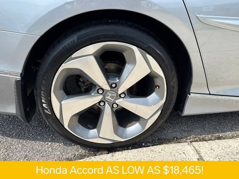 Used 2018 Honda Accord Touring image 30