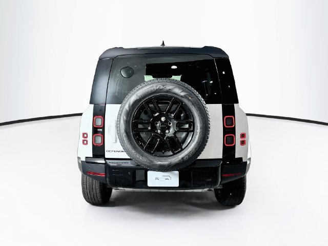 New 2026 Land Rover Defender 110 S AWD/4WD image 6