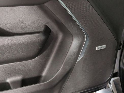 Certified 2022 Chevrolet Suburban Z71 w/ Luxury Package image 23