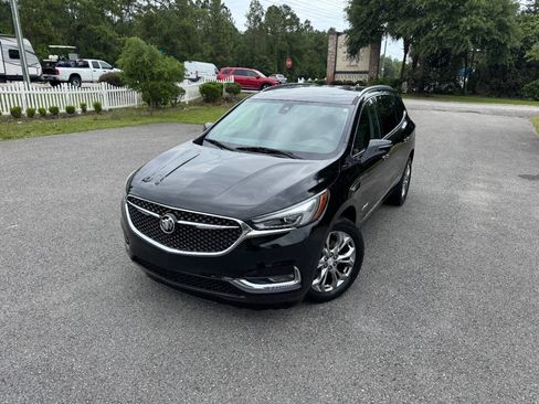 Used 2018 Buick Enclave Avenir AWD/4WD image 32