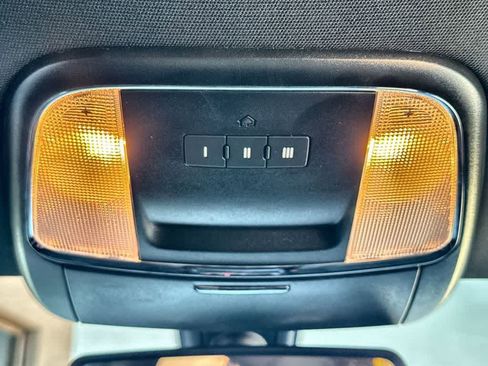 Used 2021 Dodge Charger R/T w/ Blacktop Package image 20