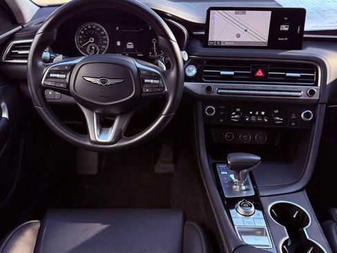 Used 2025 Genesis G70 2.5T RWD image 24