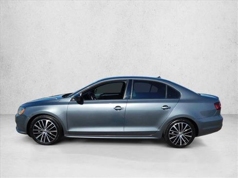 Used 2017 Volkswagen Jetta Sport FWD image 15