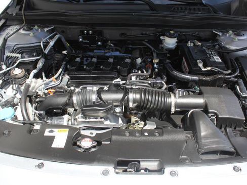 Used 2022 Honda Accord Sport image 40