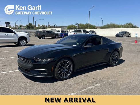 Used 2024 Ford Mustang Coupe RWD image 1