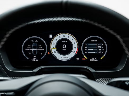 Used 2026 Porsche 911 GT3 RWD image 53