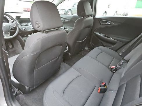 Used 2025 Chevrolet Malibu LT FWD image 14