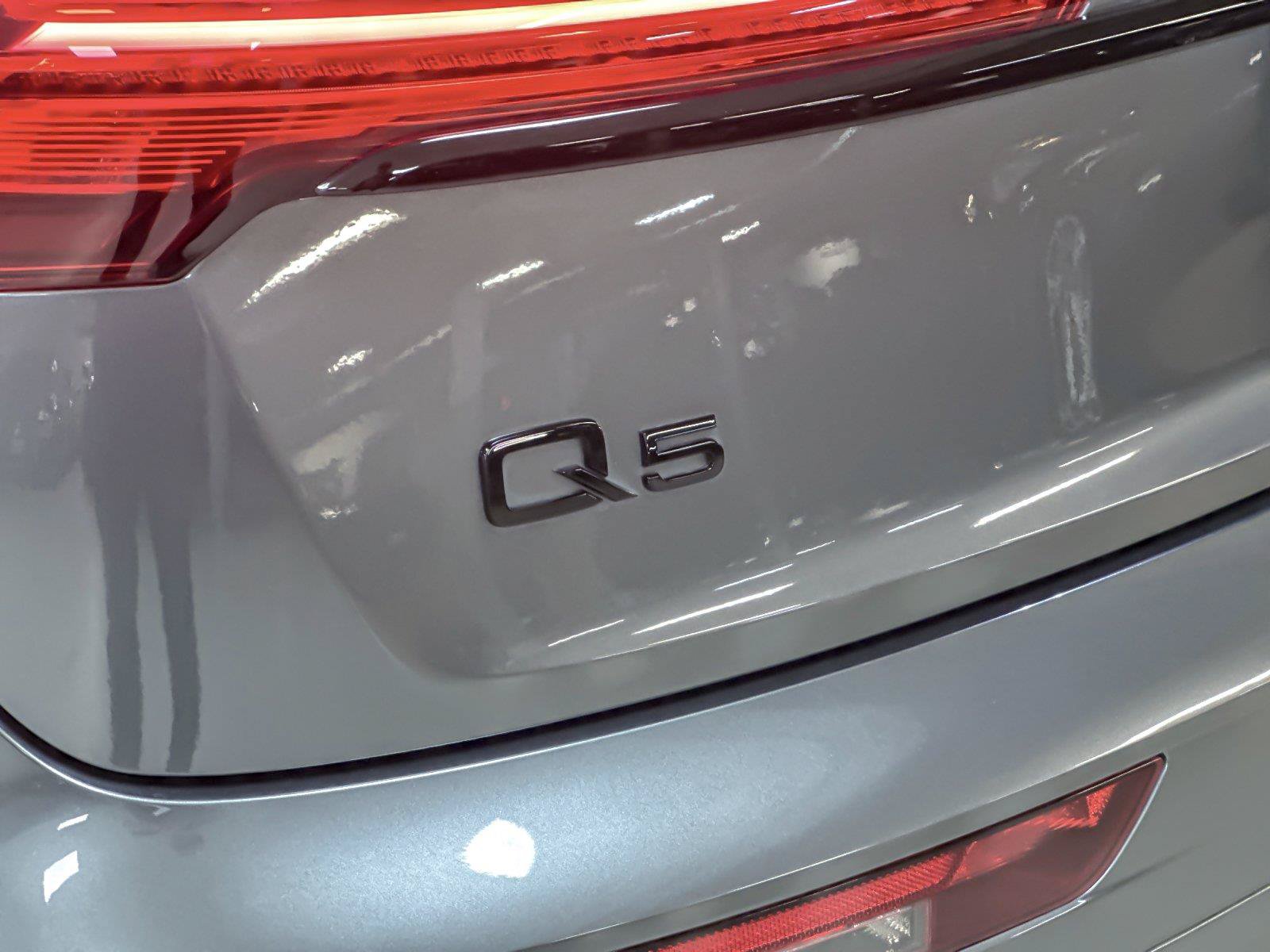 Certified 2024 Audi Q5 e Prestige AWD/4WD image 27