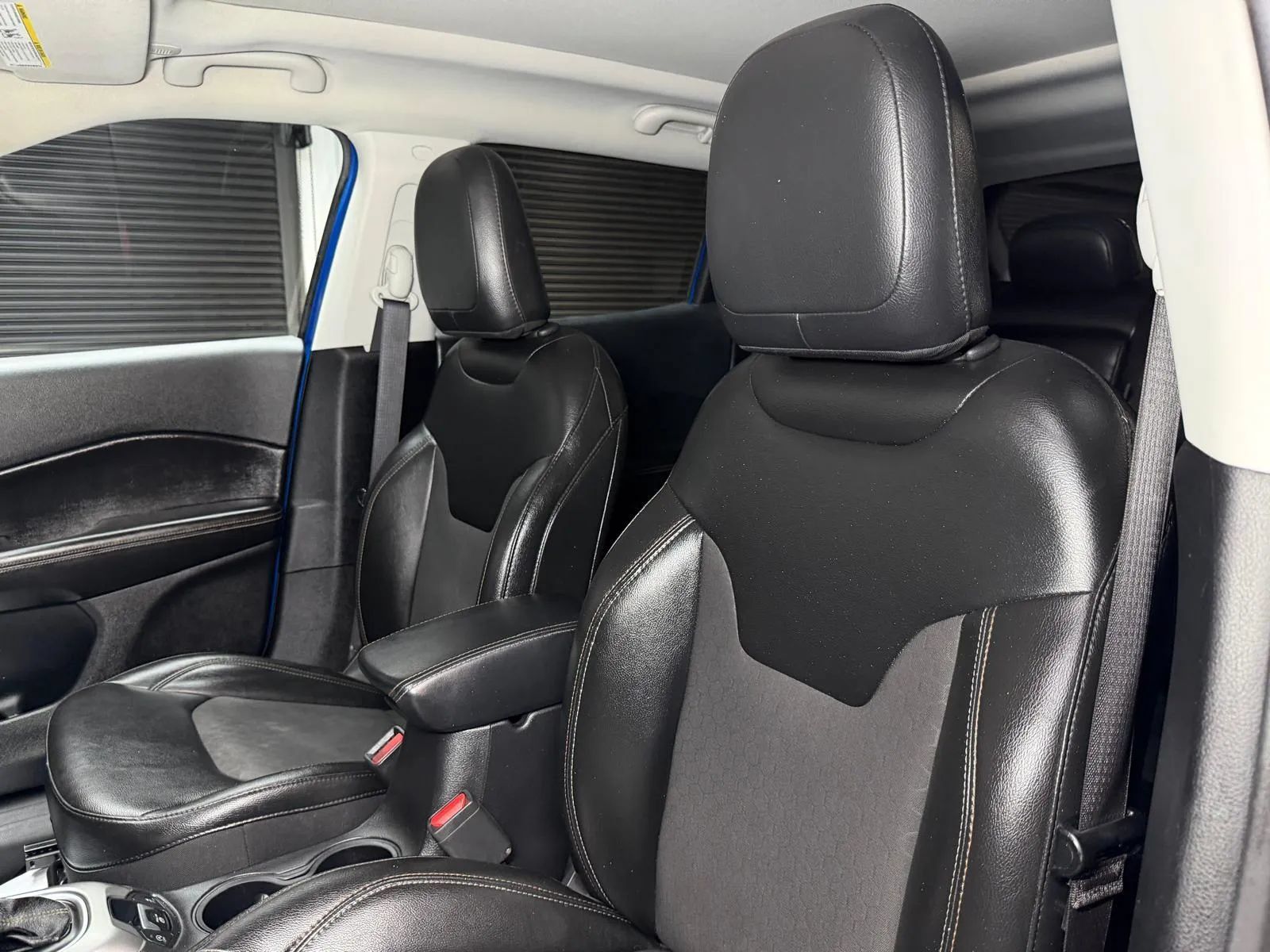 Used 2020 Jeep Compass Latitude FWD image 27