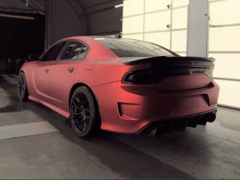 Used 2018 Dodge Charger R/T RWD image 6